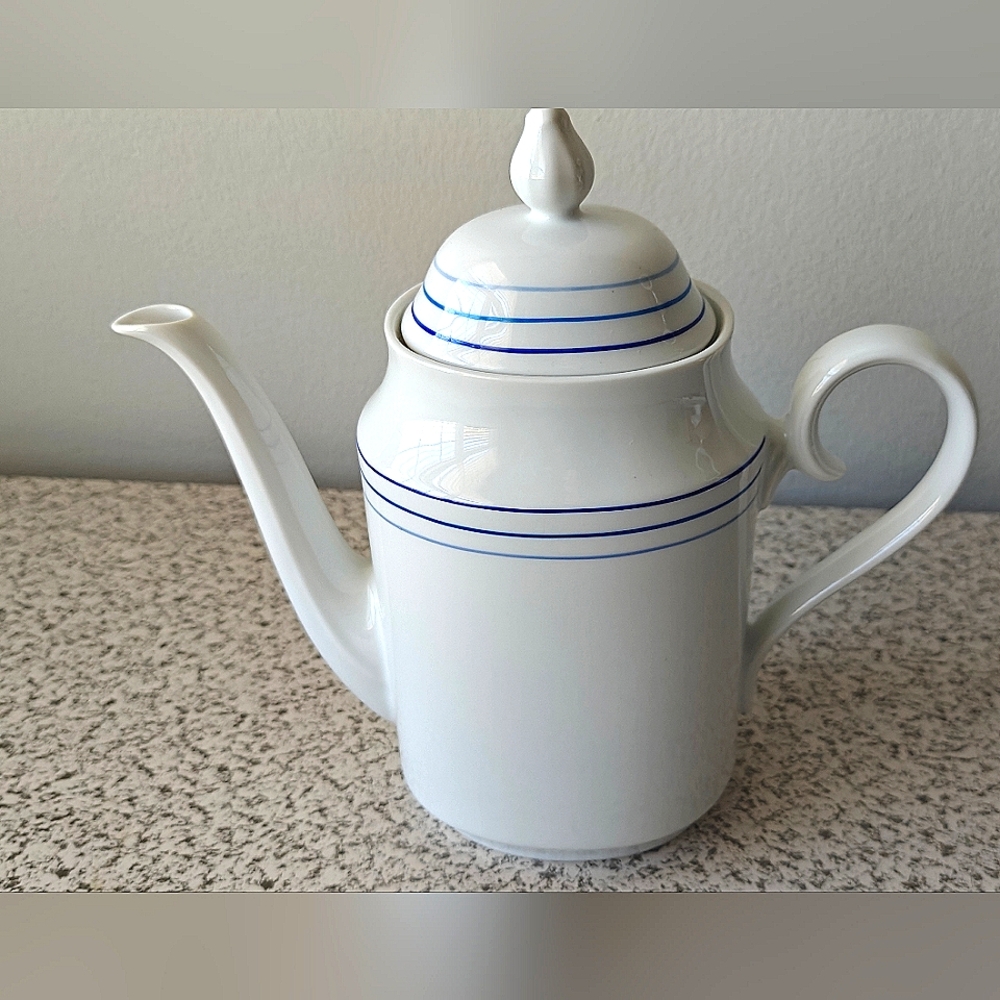 VTG coffee pot jaeger bavaria porcelain white blue stripes